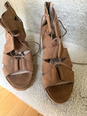 Eileen Fisher Cognac Suede Lace-Up Wedge Sandals 9 Like new!!!